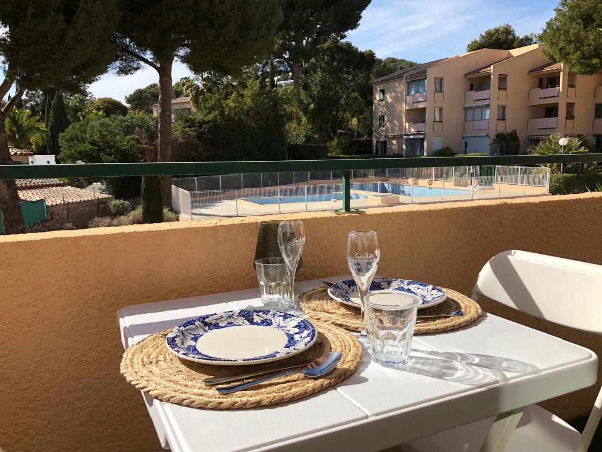 Studio Avec Terrasse Et Piscine Bandol Esterno foto